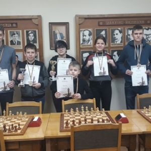 Plungės jaunių šachmatų maratono pirmasis etapas