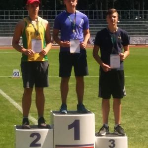 Jaunių čempionate diską numėtė toliausiai