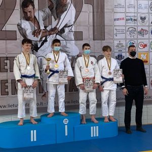 Dziudo čempionate iškovoti 5 medaliai