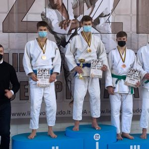 Dziudo čempionate iškovoti 5 medaliai
