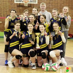Salės tinklinio turnyre triumfavo plungiškės