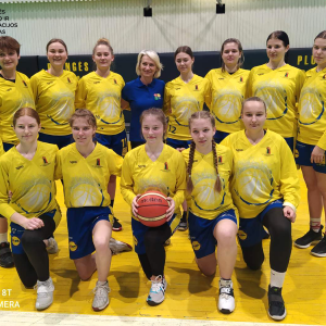 Merginų komanda žais dėl patekimo į finalinį ketvertą