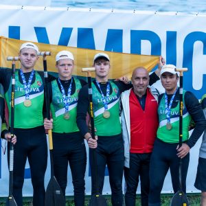 „Olympic hopes“ irklavimo čempionate iškovoti du medaliai