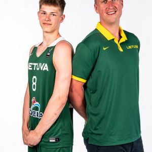 Treneris ir žaidėjas pakviesti į rinktinę