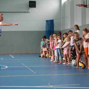 Plungės SRC su būriu stovyklautojų palydėjo vasarą