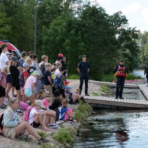 Plungės SRC su būriu stovyklautojų palydėjo vasarą