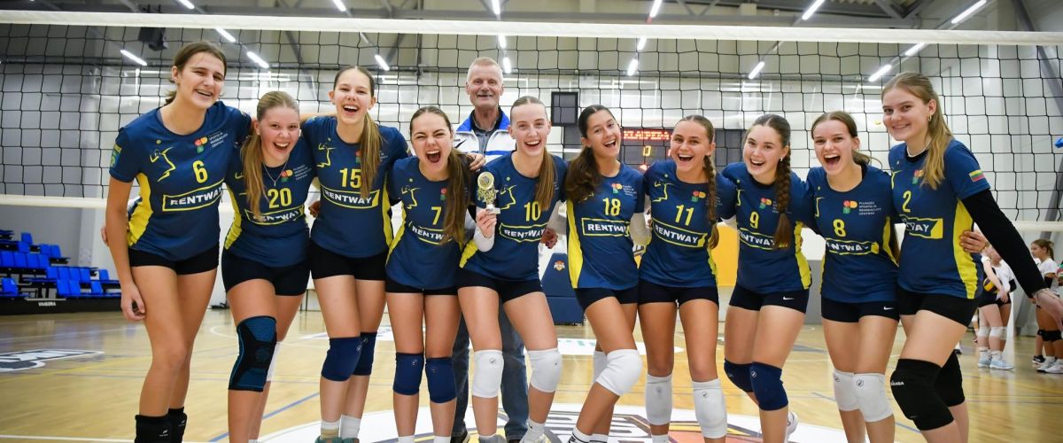 Merginų salės tinklinio turnyras „Pranciškaus taurė“