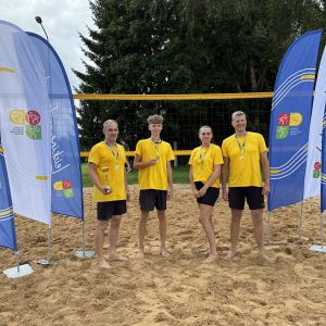 Paplūdimio tinklinio aikštelėje – Babrungo triumfas