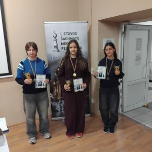 Plungiškių šachmatininkų pergalės Vilniuje 1